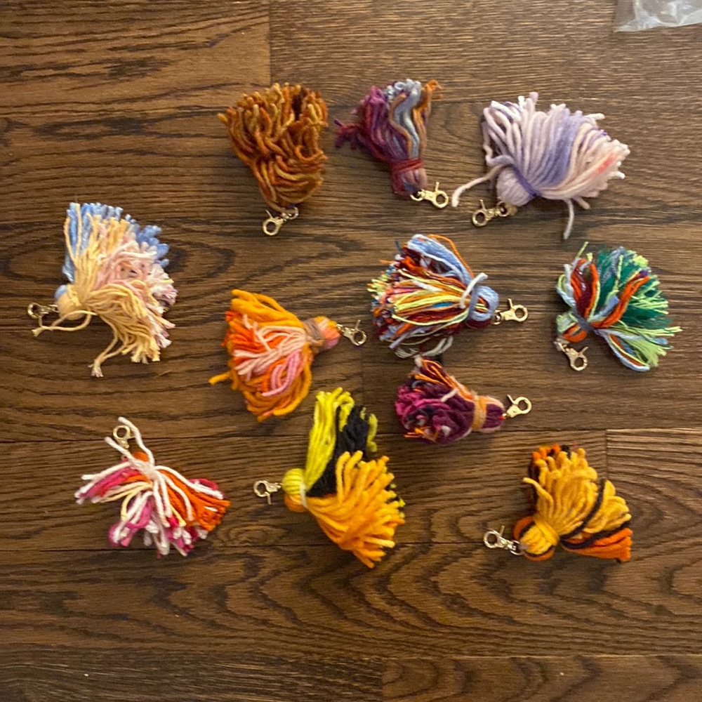 11 Bag Decorative Accessories